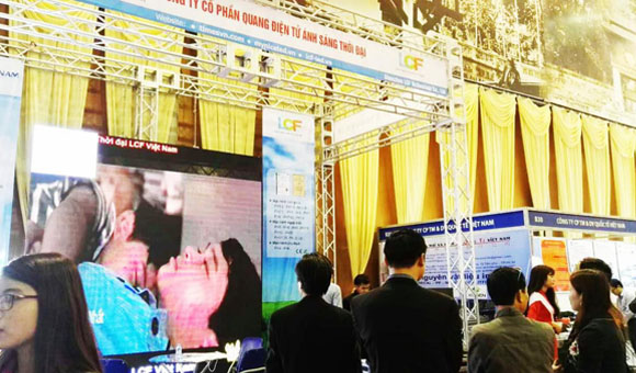 第6届越南河内广告展会钱柜QG777展位现场