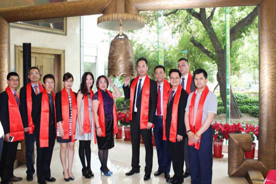 荣誉所至 钱柜QG777荣获“2016年度LED显示屏行业十强品牌”称号