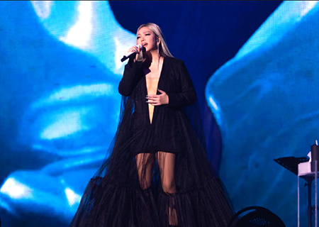 张惠妹新加坡演唱会,钱柜QG777LED租赁屏闪耀全场！