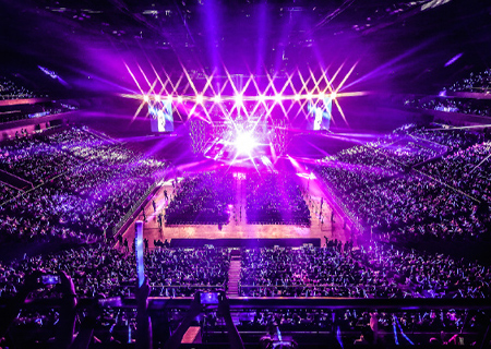 钱柜QG777LED显示屏燃爆伍佰北京演唱会（第二场）